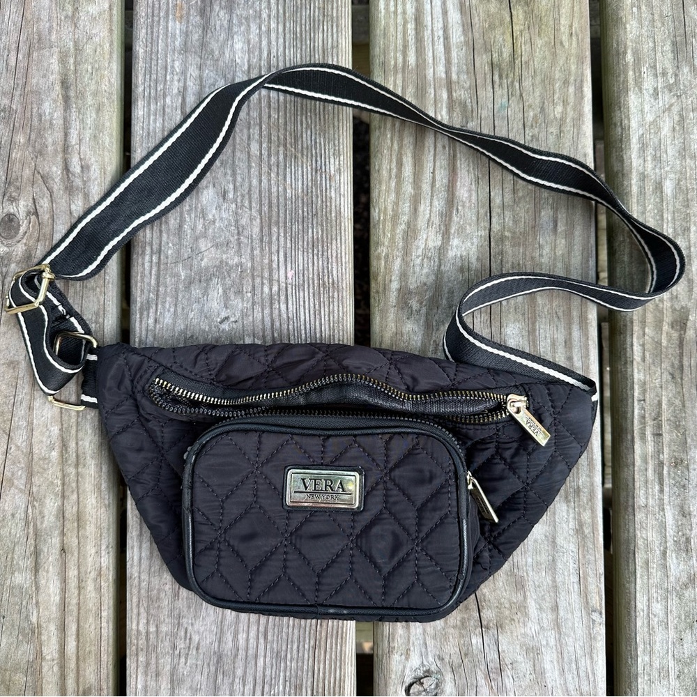 Vera New York Quilted Belt‎ Bag Fanny Pack Black Gold Hardware